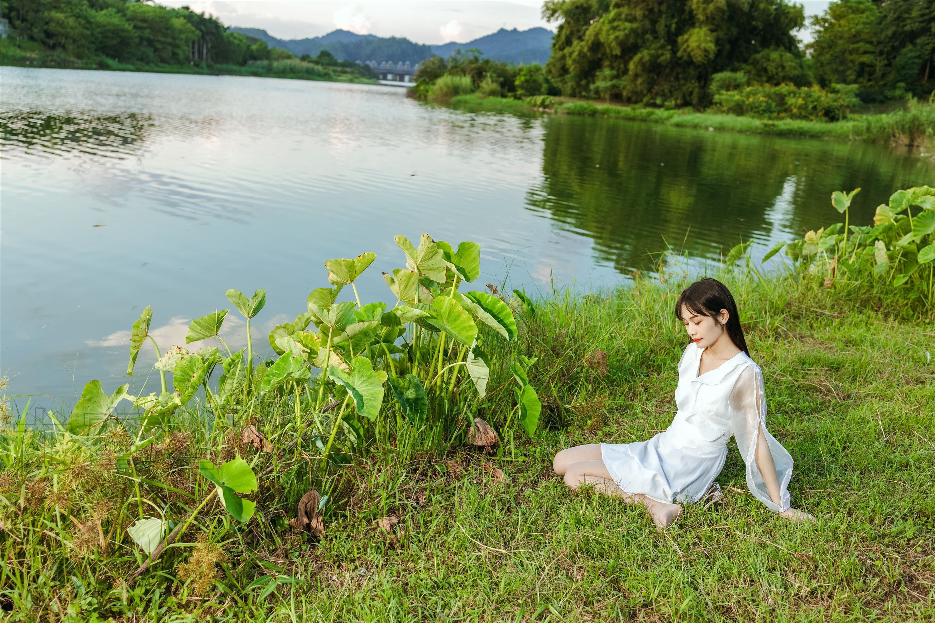 尤蜜丝 穿搭写真 NO.075